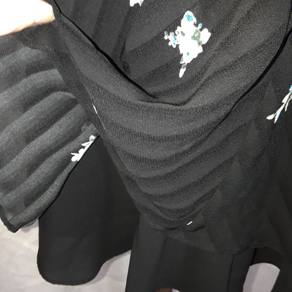 Vintage Metaphor Black Lined Striped Floral Flowy Circle Tank Top XL - Picture 5 of 6